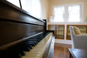 *The Tarleton: 3 min away Gorgeous Victorian home - Image 5