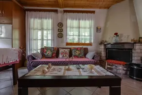 Maroulas House - Image 3