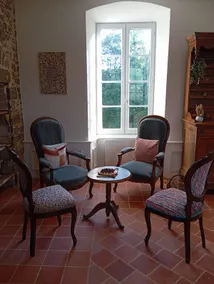 Trizay Abbey - Charming cottage for 10 people - Image 3