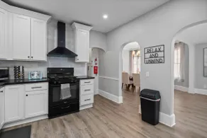 Fully Remodeled Gem minutes from Cedar Point! - Image 4