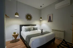 Bright modern studio • Downtown Madrid - Image 5