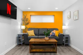 Entire Lower Split-level With Private Entrance. - Image 3