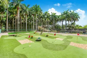 Exclusive Family Ranch: Lake Access, Courts & Pool - Image 5