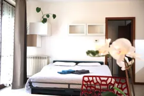 [Monza] Full studio apartment - Image 3