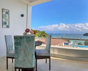Stunning Bay View Condo, Pool - Image 3