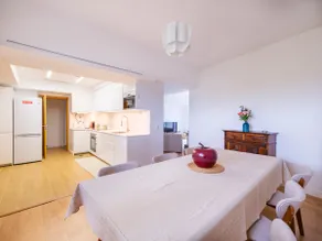 Olivais Spacious Apartment near airport - Image 2