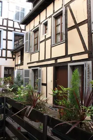 Small House in the Heart of the Historic Center - Image 2