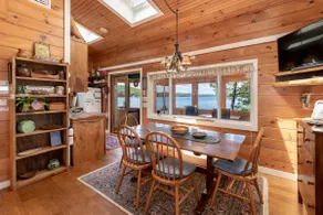 Waterfront Sunset Winnipesaukee Cottage - Image 4