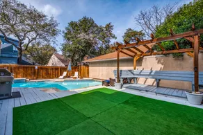 Miami Style House in San Antonio - Image 3
