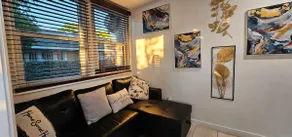 Luxurious by Cruise Line LGB Conv Ctr - Image 5