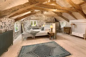 Idyllic country house & organic swim pond - Image 5