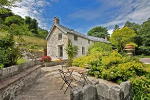 Idyllic country house & organic swim pond - Image 2