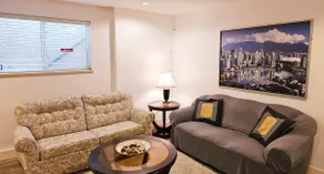 Epic Guest Suite in Newton - Image 3