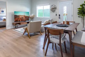 Luxury Retreat Near Disney | King Bed & EV - Image 3