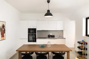 Large Home with Private Garden - Image 2