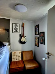 Studio Seven 7 - Image 5