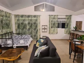 Surf/Family House in Taharuʻu – Private Garden & Parking - Image 3