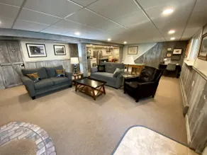 Quiet Woodsy Family Friendly 2BR near Everything - Image 3
