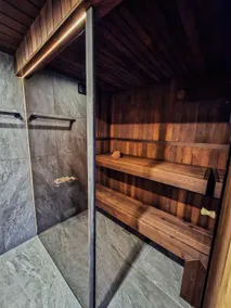 Coastal holiday home with sauna and Jacuzzi - Image 4
