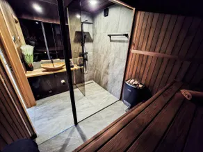 Coastal holiday home with sauna and Jacuzzi - Image 3