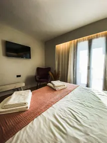 Venetia Apellou Apartments - Image 5