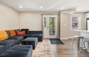 Modern yet Historic Pad steps from Derby Street - Image 4