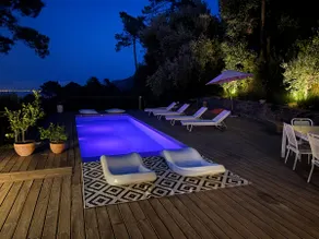 Villa with a large terrace overlooking the Bay of Cannes and the Esterel Mountains - Image 3