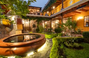 Big Stylish House W/jacuzzi & Lounge Pool - Image 5