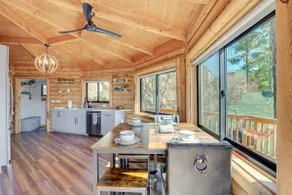 Cabin - Image 5