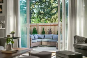 Cozy Family Home | Fireplace · Backyard · Garage - Image 4
