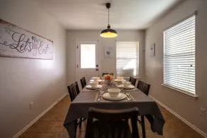 Spacious home with Wi-Fi A/C - Image 2