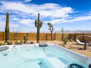 Sauna, Cold Plunge & Hot Tub + Park Views - Image 4