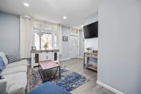 Dazzling Apt. Downtown Sandusky - Image 5
