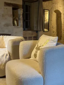 Charming and romantic Châteauneuf Suites getaway - Image 5