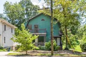Lion's Lair - Bright Designer Gem in Inman Park - Image 5