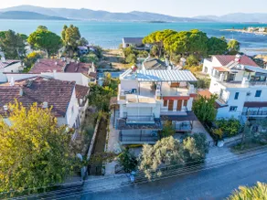 Villa with garden in Urla, Torasan - Image 3