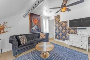 Waterfront 2bd unit on a creak - Image 4