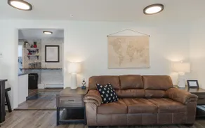 The Darling Suite - Image 5