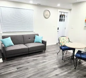 1bdrm Wooded Oasis - Image 5