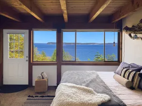 Cabin @ Paradise Bay Getaway - Image 3