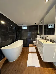 Authentically renovated village house - Image 5