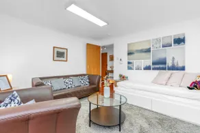 Modern 2 bedroom apartment in City Centre - Image 2