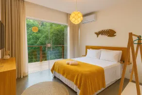 House with Private Pool, 3 Suites Integrated Living Room - Image 3