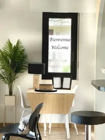 Beaches and Greenery, Large Quiet Terrace, Air-Conditioning, 2 Rooms - Image 3