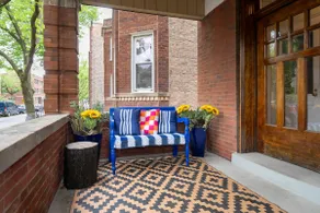 Stylish 2BR Andersonville — Walk to Lake & Cafés - Image 5