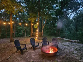 Little Cabin in the Woods - Image 5