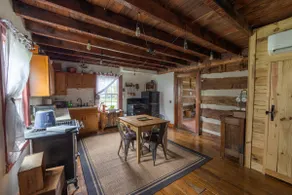 1800’s Historical Log Cabin Lexington KY - Image 3