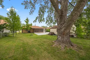 Tiny's House | 3bd, 2ba | Near Grandview College - Image 5