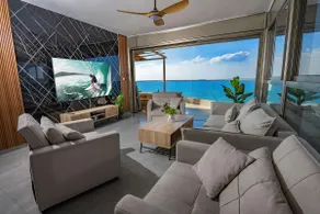 Nostalgia Sky Penthouse (including private sanctuary) - Image 3