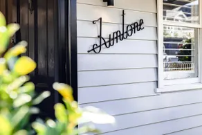 Fintone - An Iconic Geelong West Stay - Image 3